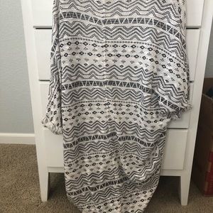 mid sleeve cardigan